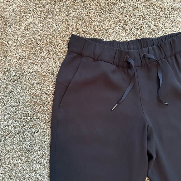 Lululemon athletica women’s black dress pant/trouser, size 6. Front pockets EUC - Picture 6 of 6